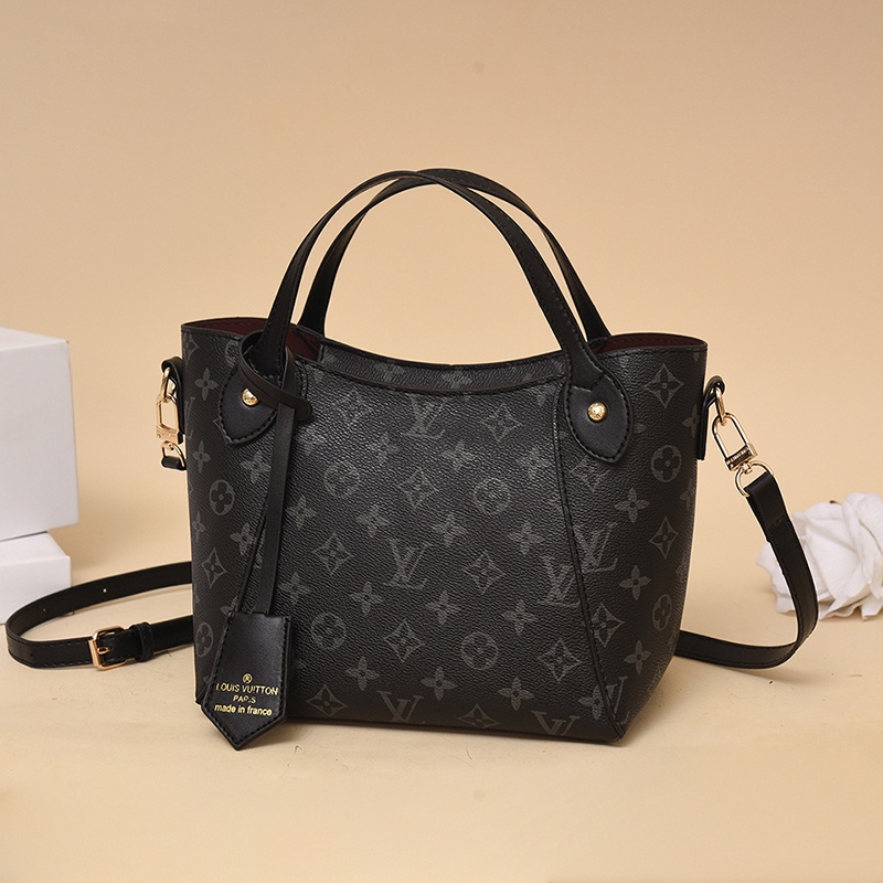 LV0796 Classic style Men and Women Sling Bag Essential Contrasting Colors One Shoulder Crossbody Bag